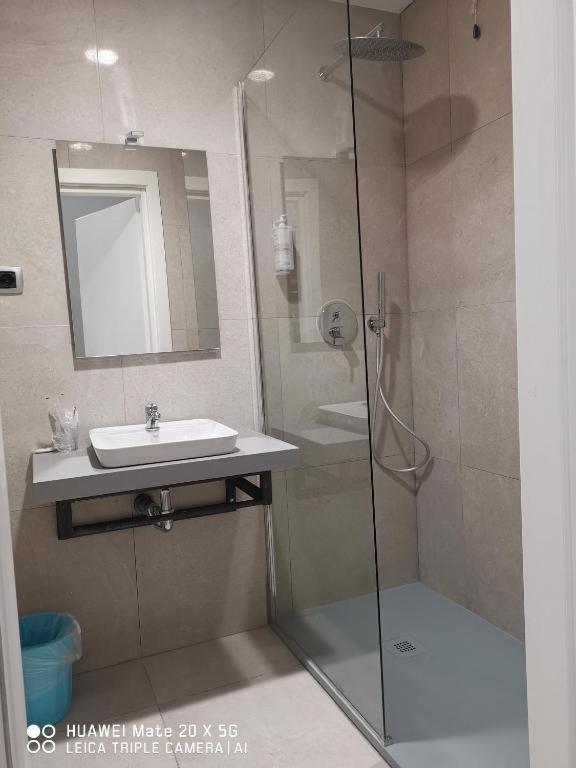 Guesthouse Central Station Group - Via Ponte Seveso 18 Milaan Buitenkant foto